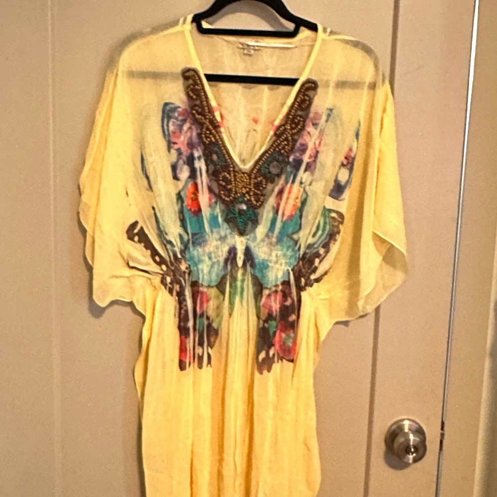 *Yellow Butterfly Print Women's Top